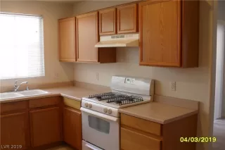 Photo #3: 2083991 Listing 
