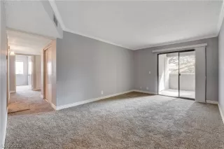 Photo #1: 2084032 Listing