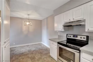 Photo #6: 2084032 Listing