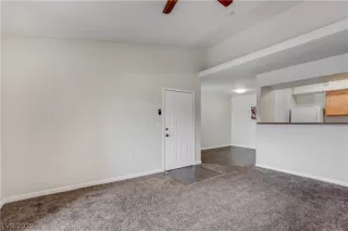 Photo #4: 2084064 Listing 