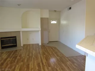 Photo #5: 2084203 Listing 