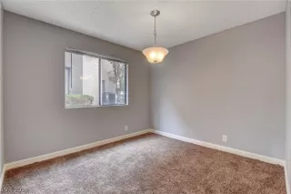 Photo #3: 2084235 Listing 