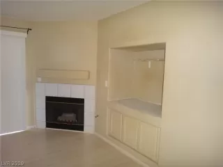 Photo #6: 2084236 Listing