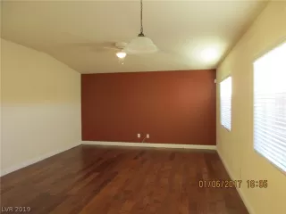 Photo #1: 2084243 Listing