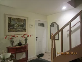 Photo #6: 2084260 Listing 