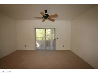 Photo #5: 2084282 Listing