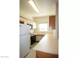 Photo #6: 2084282 Listing