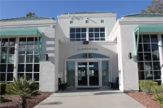 Photo #3: 2084312 Listing 