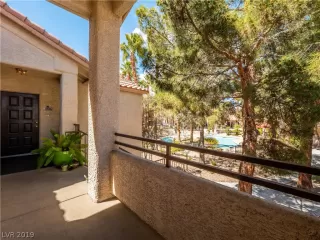 Photo #2: 2084330 Listing