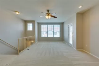 Photo #5: 2084350 Listing 