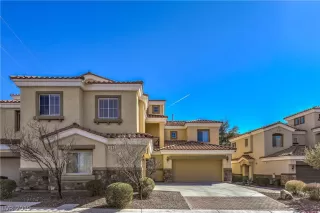 Photo #2: 2084376 Listing 