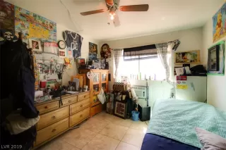 Photo #6: 2084384 Listing