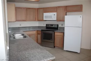 Photo #6: 2084406 Listing 