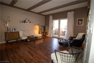 Photo #6: 2084479 Listing 