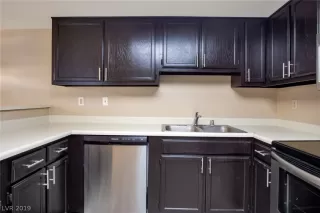 Photo #3: 2084513 Listing 