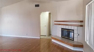 Photo #3: 2084535 Listing 