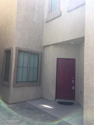Photo #1: 2084543 Listing 