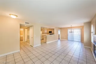 Photo #3: 2084548 Listing 