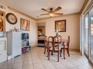 Photo #5: 2084554 Listing