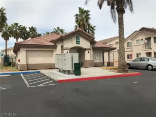 Photo #2: 2084562 Listing