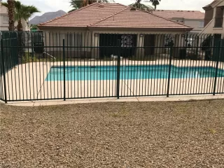 Photo #5: 2084562 Listing