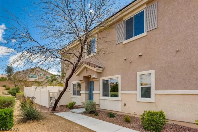 MLS: 2084570 Condo For Sale
