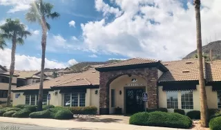 Photo #2: 2084591 Listing