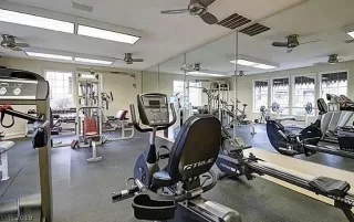 Photo #4: 2084591 Listing