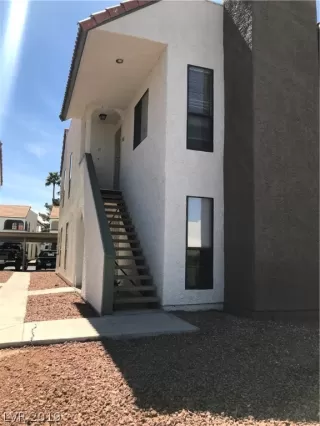 Photo #1: 2084643 Listing