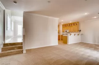 Photo #3: 2084659 Listing