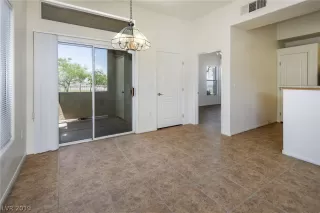 Photo #6: 2084676 Listing