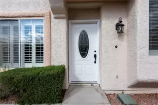 Photo #2: 2084685 Listing 