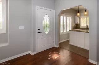 Photo #3: 2084685 Listing 