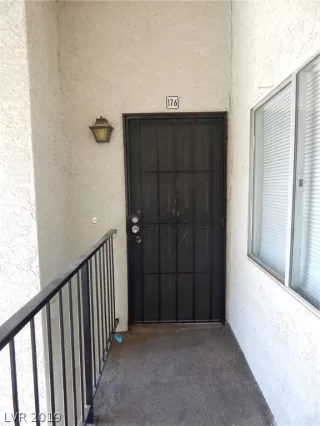 Photo #3: 2084742 Listing 