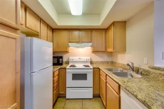 Photo #4: 2084772 Listing 