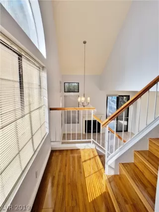 Photo #1: 2084781 Listing