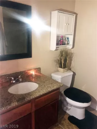 Photo #2: 2084816 Listing