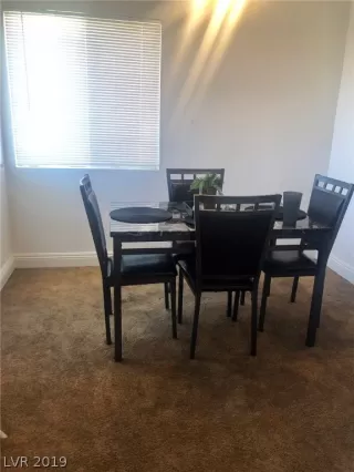 Photo #6: 2084816 Listing