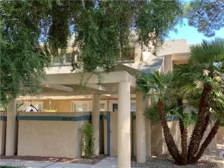 Photo #1: 2084851 Listing