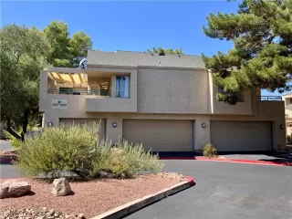 Photo #4: 2084851 Listing