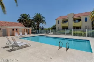 Photo #2: 2084892 Listing 