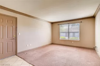 Photo #3: 2084923 Listing 