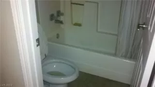 Photo #2: 2085016 Listing 