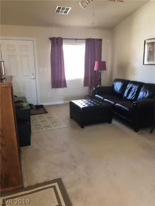 Photo #1: 2085037 Listing