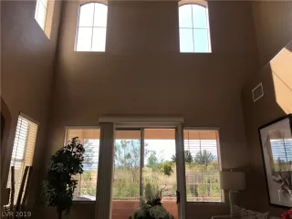 Photo #2: 2085054 Listing