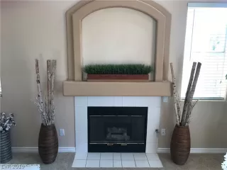 Photo #3: 2085054 Listing