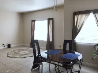 Photo #2: 2085092 Listing