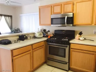 Photo #4: 2085092 Listing