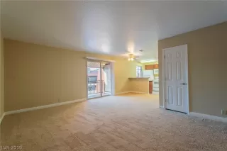 Photo #4: 2085155 Listing