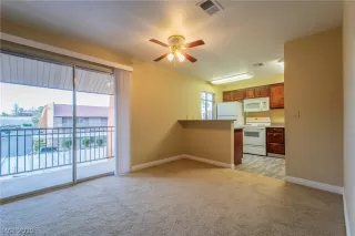 Photo #6: 2085155 Listing